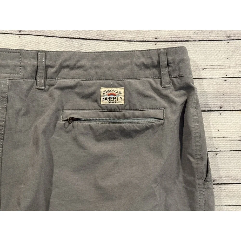 FAHERTY Mens All Day Shorts Sz 38 Heather Gray Stretch Drawstring Zip Pocket